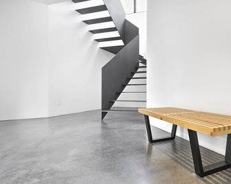 Sutton Hideaway: Luxurious Mountain Retreat - Sutton - Escaleras