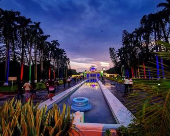 Yadavindra Gardens, Pinjore - Panchkula - Budova