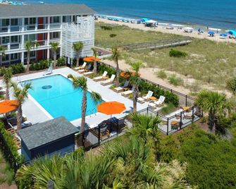 Oceaneer Hotel - Carolina Beach