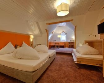 Wohlfuehlhotel Goiserer Muehle - Bad Goisern - Bedroom