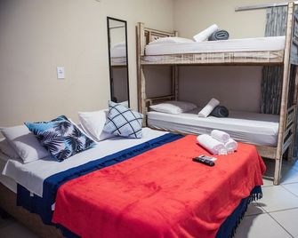 Hostel Casa Rosada - Ilhabela - Kamar Tidur