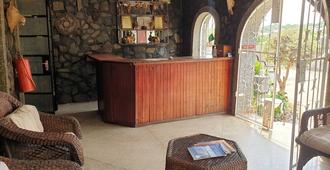 The Stone Guest House - Livingstone - Front desk