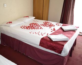 Cranbrook Hotel - Ilford