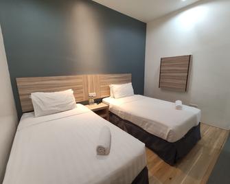 T Hotel Tandop - Alor Setar - Bedroom