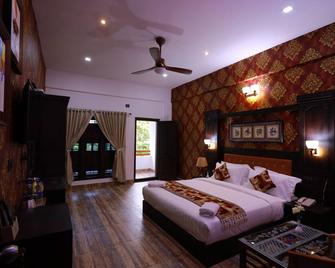Periyar Mountain Palace - Thekkady - Soveværelse