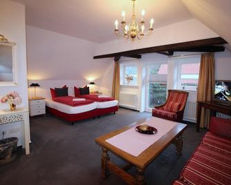 Hotel zur Linde - Hitzacker - Bedroom