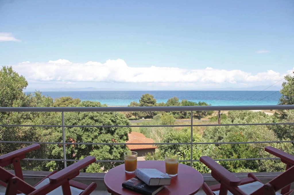 The Beach House - Afytos - Balcon