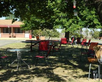 Prospector Motor Lodge - Blanding - Innenhof