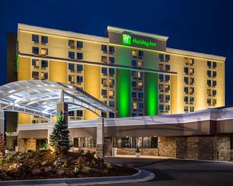 Holiday Inn Wichita East I-35 - Wichita - Toà nhà