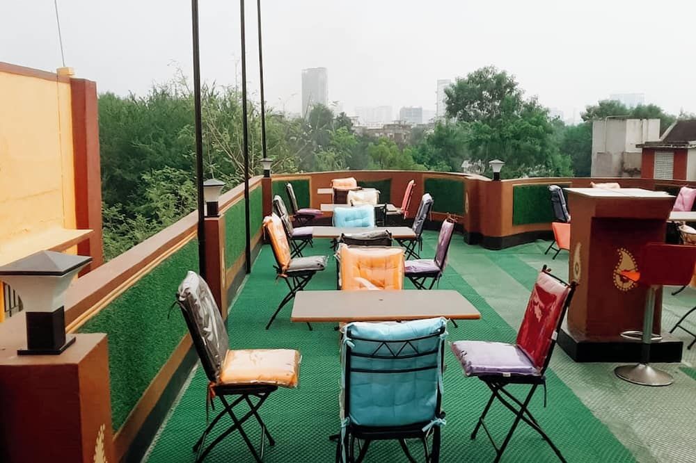 ذا كي إن آند سويتس هوتل نير سالت ليك