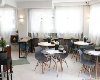 Agapaki Studios - Néos Marmarás - Restaurant