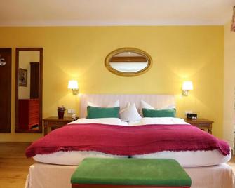 Hotel Behringer's Traube - Badenweiler - Bedroom
