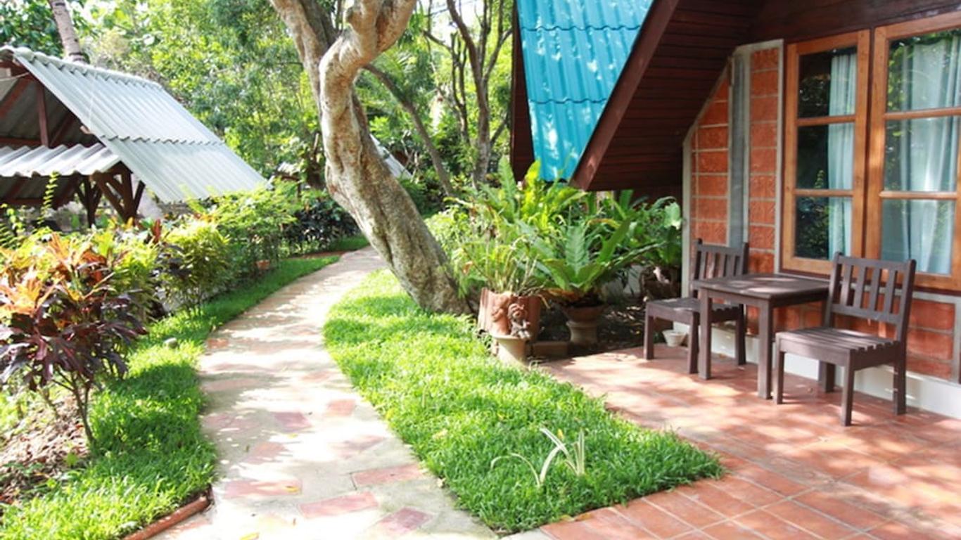 Banmaihom Resort Amphawa