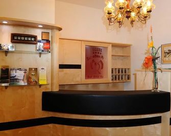 Hotel-Gasthof-Fleischerei - Zur alten Post - Schwanberg - Рецепція