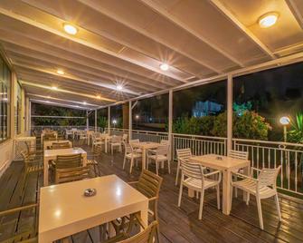 Club Hotel Pineta - Marmaris - Nhà hàng