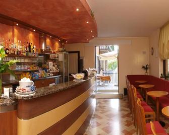 Garda Family House - Brenzone - Bar