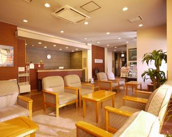 Hotel Route-Inn Shin-Shirakawa Eki Higashi - Shirakawa - Recepción