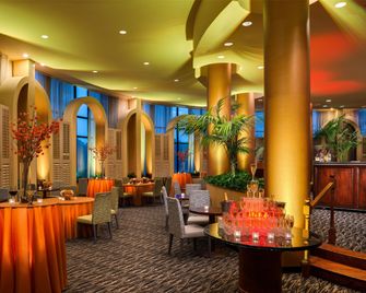 DoubleTree by Hilton Washington Dulles Airport - Herndon - Restoran