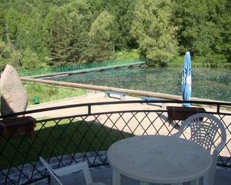 Jermuk Verona Resort - Jermuk - Balcón