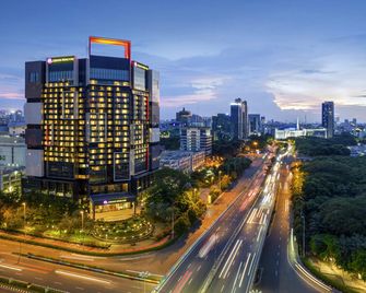Grand Mercure Jakarta Kemayoran - Jakarta - Building