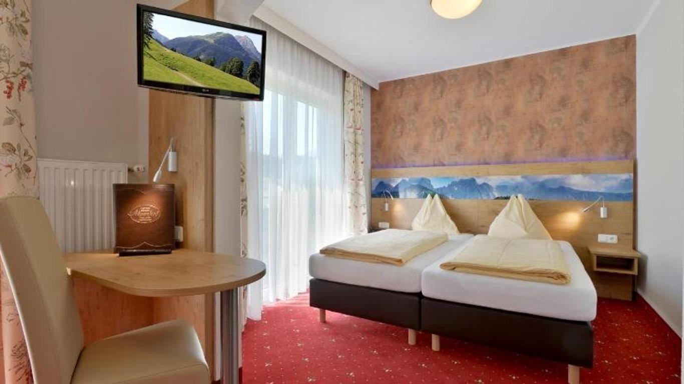 Hotel Alpenhof