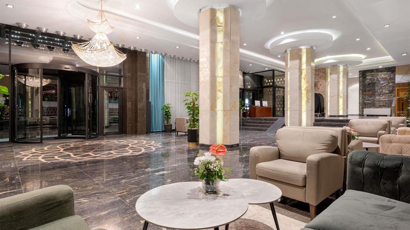 نوفوتيل ساراجيفو بريستول