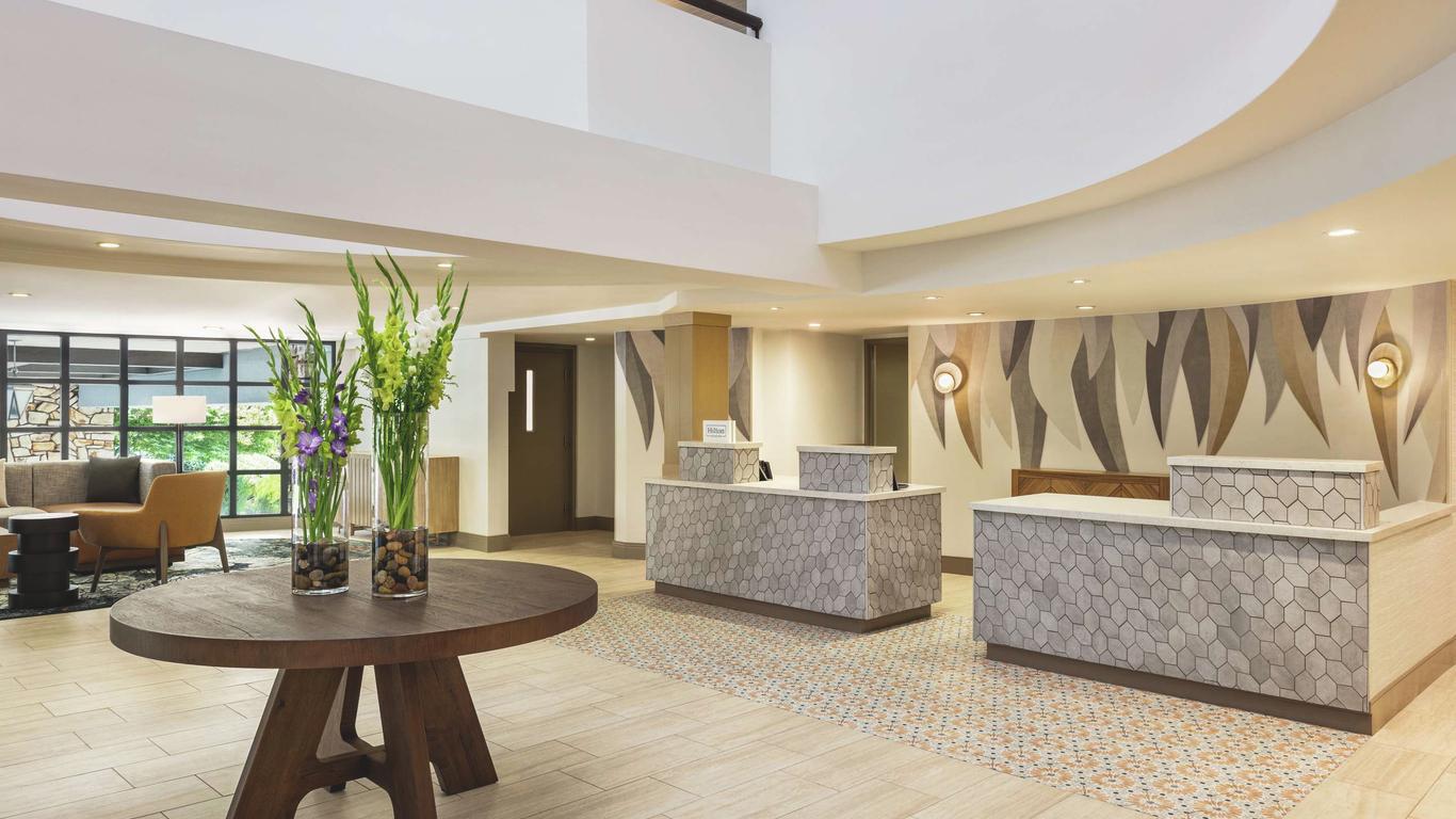 Hilton Garden Inn Monterey