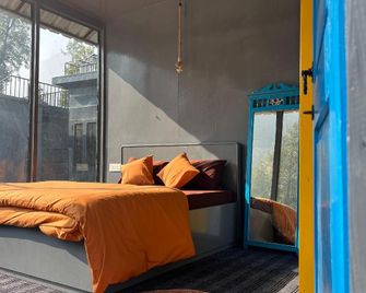 The Soul Stop by evaddo - Bajaura - Bedroom