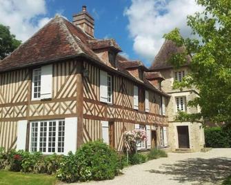 Manoir des Ullis - Saint-Pierre-en-Auge - Edificio