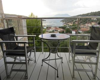 Villa Lydia - Vathi - Balcón