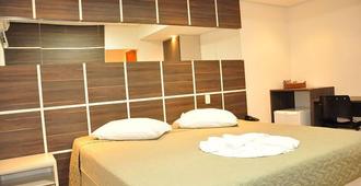 Catu Palace Hotel - Rondonópolis - Bedroom