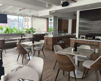 Zen Hotel Quito - Quito - Restaurant