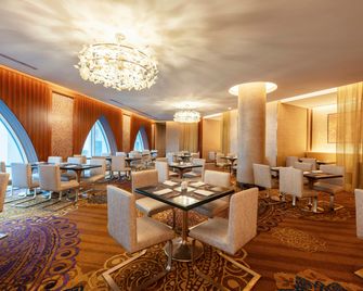 DoubleTree by Hilton Jabal Omar Makkah - Mekka - Restaurant