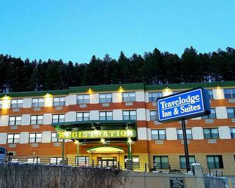 Travelodge Inn & Suites by Wyndham Deadwood - Deadwood - Bygning