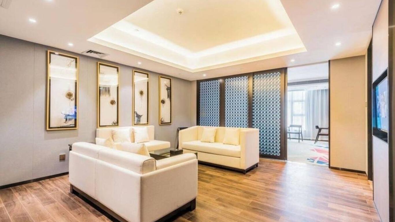 Zmax Hotel Guangzhou Xintang Metro Station Xidahua