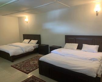 Knights Inn Droshp - Chitral - Bedroom