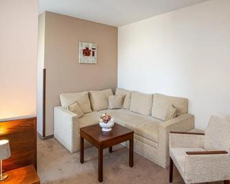 Hotel Academic - Zvolen - Living room
