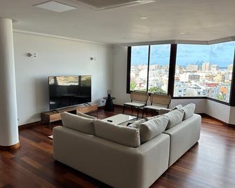 Chalet con Vistas a la Bahia - Las Palmas de Gran Canaria - Salon