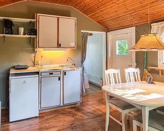 1 bedroom awesome home in Visby - 維斯比 - 廚房