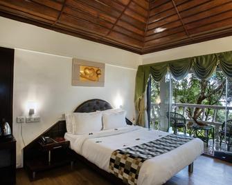Great Escapes Resorts - Munnar - Bedroom