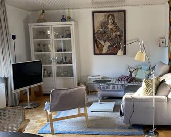 Gelbes Haus bei Mardorf am Steinhuder Meer - Rehburg-Loccum - Wohnzimmer