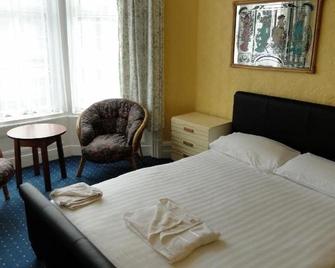 100 Pipers Hotel - Blackpool - Habitación