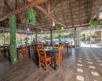 Seis Playas Hotel - Tamarindo - Restaurant