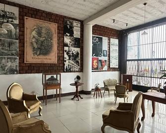 La Posada del Cauchero Hotel & Suites - איקיטוס - לובי