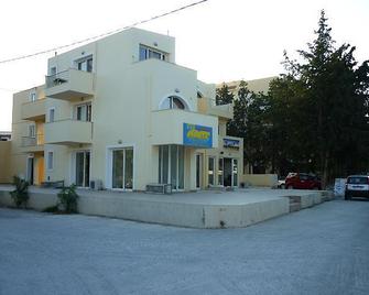 Sealand Studios - Karpathos - Building
