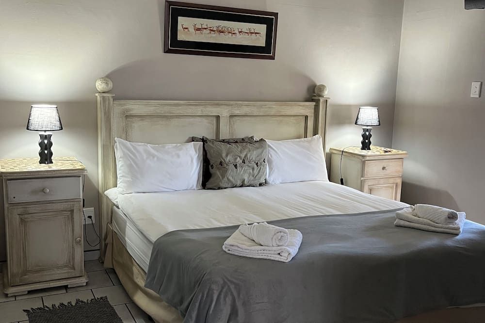 Hotel Pension Casa Africana - ווינדהוק - חדר שינה