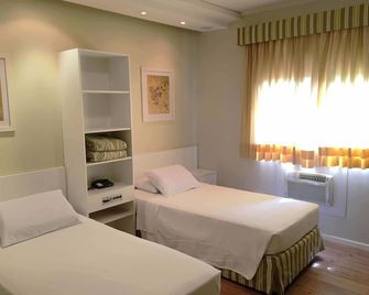 Cosmos Hotel - Caxias Do Sul - Quarto