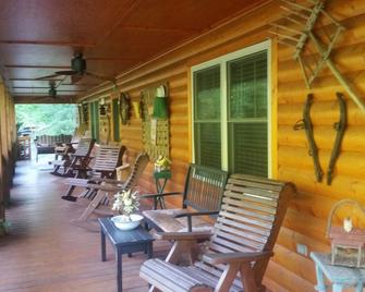 Escape And Heal Your Body And Soul - Sparta - Patio