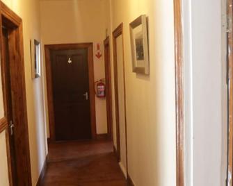 Urban Hive Backpackers - Cape Town - Hallway