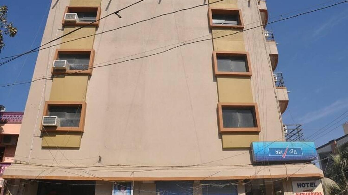 Hotel Shree Gurukrupa